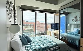 Unique Luxury Loft 715